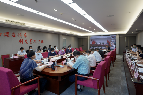 四川尊龙凯时集团召开疫情防控工作领导小组2022年第3次会议 集团党委书记、董事长、疫情防控工作领导小组第一组长任丁主持会议并讲话